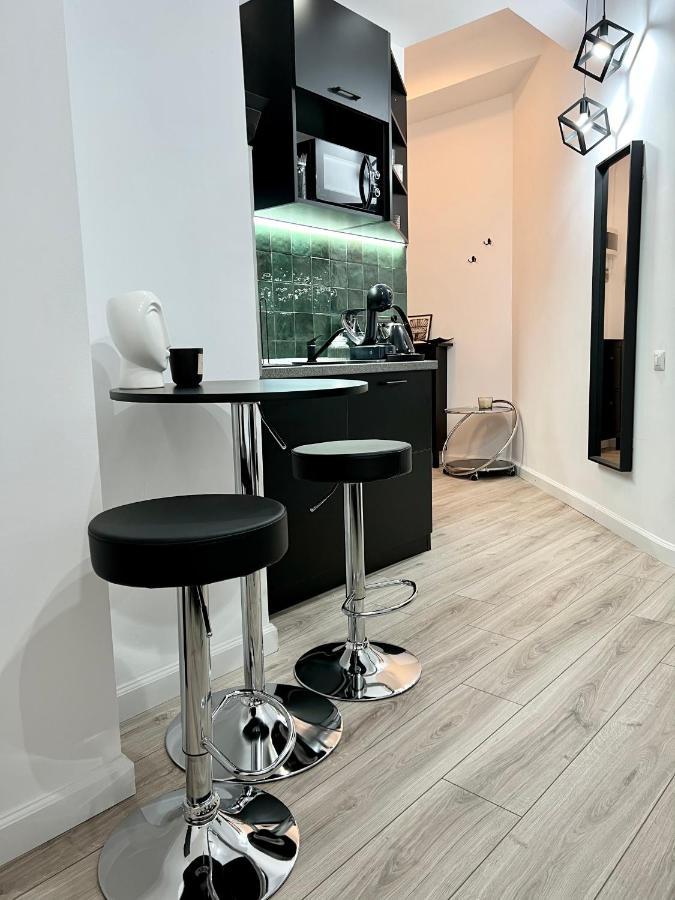 Green Spot - Premium Studio - Sanador Victoriei Bucharest Exterior photo